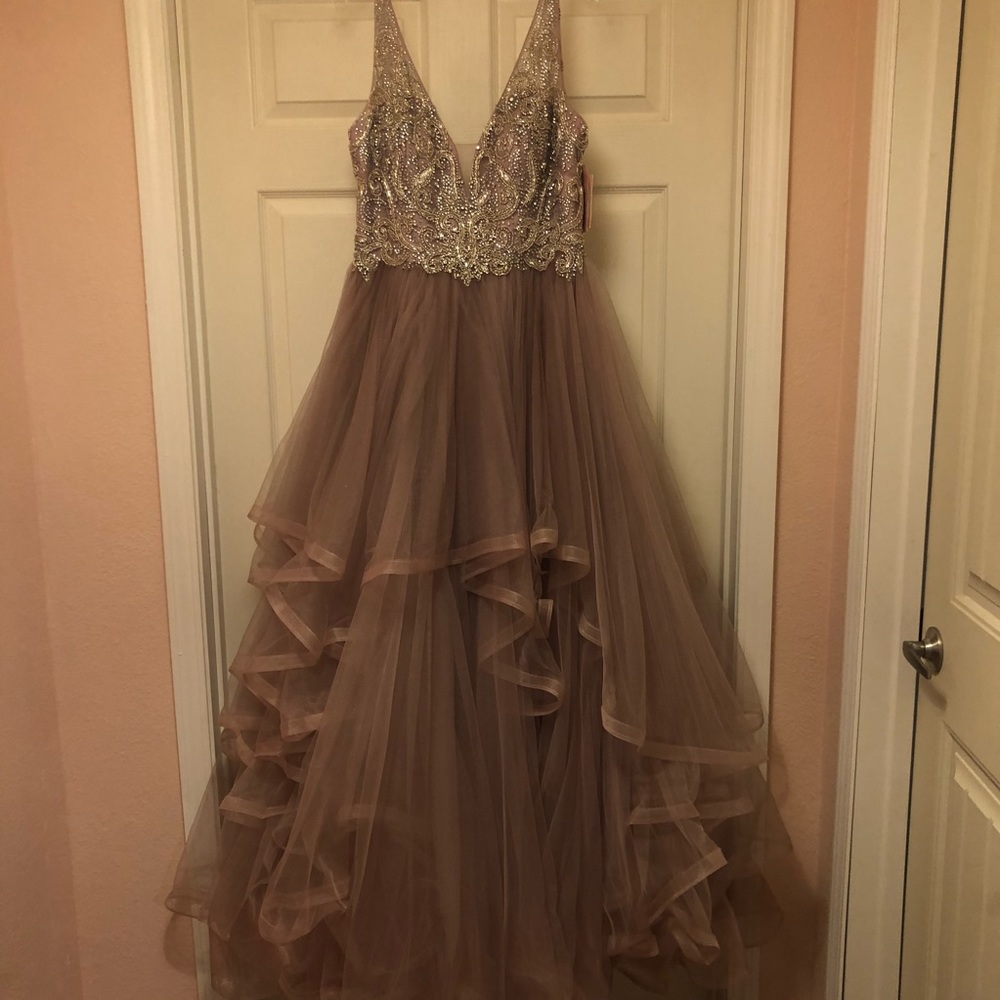 NWOT Prom/Pageant Dress - Picture 8 of 8